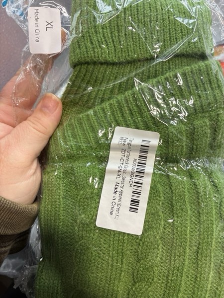 Condition photo showing New/Like New for (XL) Tangpan Turtleneck Classic Straw-Rope Pro Pet Dog Sweater Apparel (Green,XL) X-Large (Pack of 1) Green