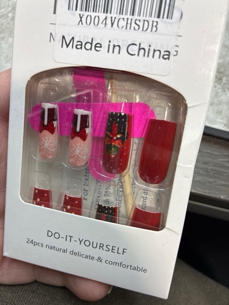 Condition photo showing New/Like New for 24 Pcs Christmas Press on Nails Medium Square Red Fake Nails 3D Winter Snowflake Artificial False Nails with Christmas Tree Santa Claus Design Full Cover Acrylic Stick on Nail for Women Christmas Medium Nails 51