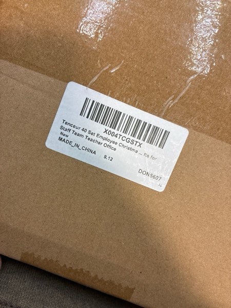 Condition photo showing New/Like New for Tenceur 40 Set Christmas Coworkers Gifts Bulk Light Bulbs Keychain Motivational Ballpoint Pens Coworkers Are Like Christmas Light Cards for Office Employee Staff Teacher Team