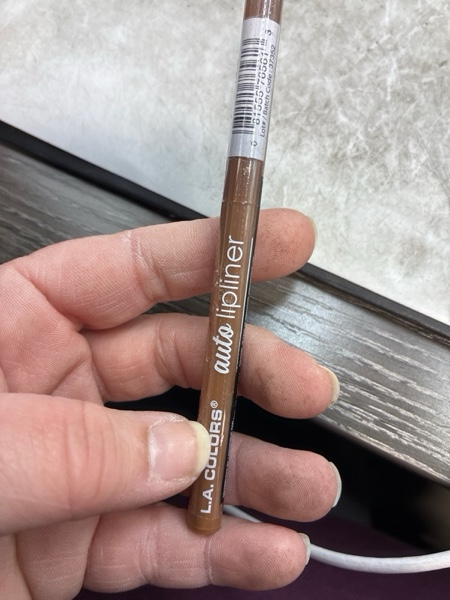 Condition photo showing New/Like New for L.A. COLORS Auto Lipliner Pencil, Nude CAL561