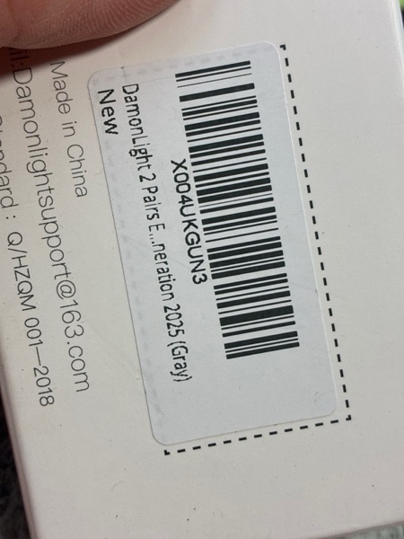 Condition photo showing New/Like New for DamonLight 2 Pairs Ear Tips for AirPods Pro 3 Grip Silicone Earbuds Cover [Added Storage Pouch][US Patent Registered] Compatible with Apple AirPods Pro 3rd Generation 2025 (Gray)