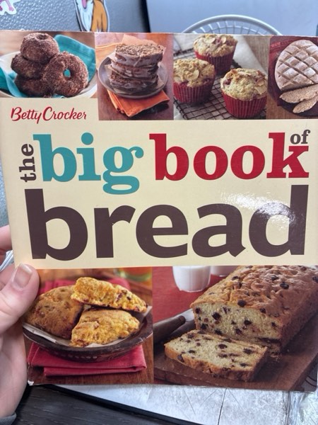 Condition photo showing Good Condition for Betty Crocker The Big Book Of Bread: The Complete Baking Resource with 200+ Easy Recipes and Proven Techniques