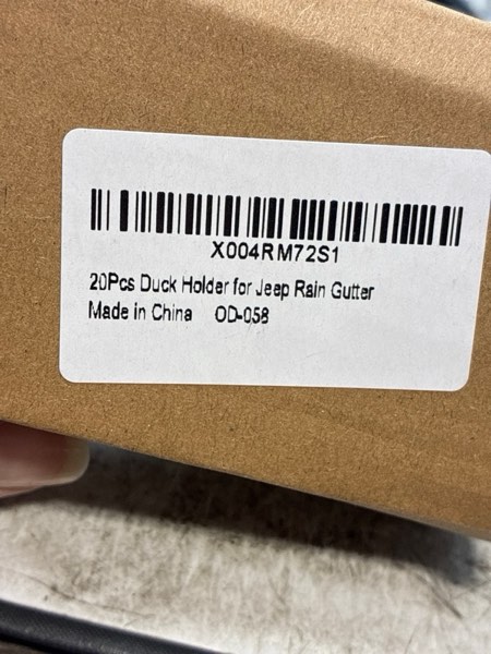 Condition photo showing New/Like New for ROMASO 20Pcs Duck Holder for Jeep Wrangler TJ & JK Rain Gutter,Duck Plug for Jeep Hard Top,Rubber Ducks Mount (No Ducks)
