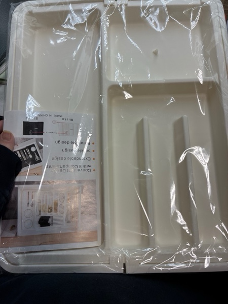 Condition photo showing New/Like New for Silverware Organizer, Expandable Cutlery Drawer Organizer Utensil Tray for Home and Kitchen, Upgrade Adjustable Plastic Storage Flatware Holder for Forks, Spoons and Knives Large White