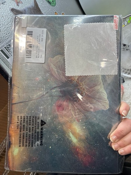 Condition photo showing New/Like New for May Chen for M5 MacBook Air 13.6 Inch Case 2026 2025 2024-2022 Release M5 A3449 M4 A3240 M3 A3113 M2 A2681, Plastic Hard Shell Case for MacBook Air 13.6" with Retina Display, Flower Stars