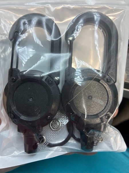 Condition photo showing New/Like New for Retractable Keychain Heavy Duty 2 Pack Badge Reels Holder Keychain, Black ID Badge Clip with Upgraded 58cm Stainless Steel Cord ID Strap for Men and Women
