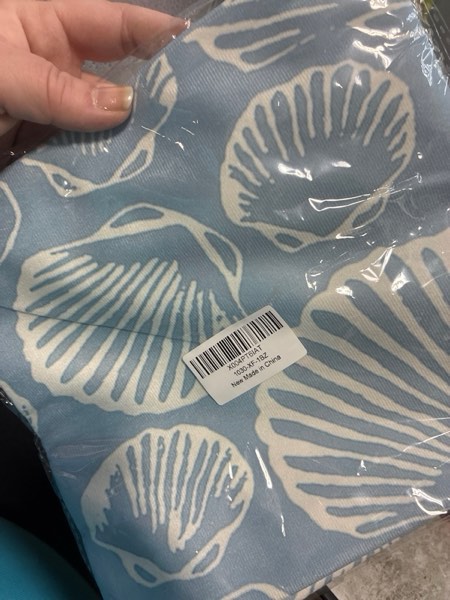 Condition photo showing New/Like New for Blue Coastal Seashell Pillow Covers 18x18, Beach Room Decor Aesthetic, Coastal Beach Seashell Decorative Throw Pillow Covers for Home Living Room Bedroom Decor Summer Beach7