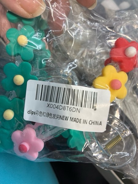 Condition photo showing New/Like New for 2 Pack Flower motif Big Hair Claw Clips for Women Stylish distinctive shape Hair Claw Large Claw Clip for Thick Curly Thin Hair Strong Hold jaw clips (Color+green)