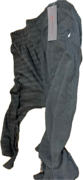 Condition photo showing New/Like New for Bally Total Fitness Women's Pants (Black, Large)