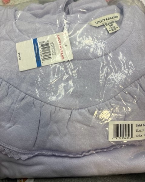 Condition photo showing New/Like New for Pullover Fleece Crewneck Sweatshirt (XL, Soft Purple)