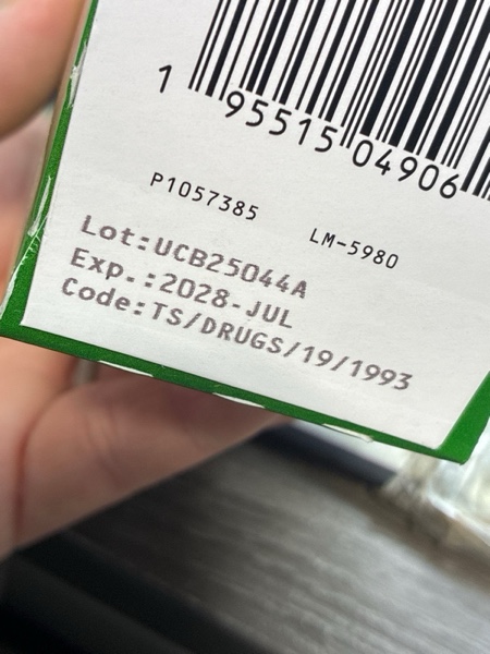 Condition photo showing New/Like New for Amazon Basic Care All Day Allergy, Cetirizine Hydrochloride Tablets, Antihistamine, 10 mg, 365 Count (Packaging may vary) 365 Count (Pack of 1)