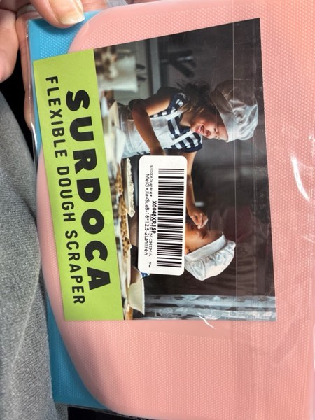 Condition photo showing New/Like New for SURDOCA Dough Bench Scraper - 3P 7.1x4.9" Plastic Flexible Bowl Scraper, Sharp Edge & Angles Cake Scraper. Non-Slip Bakeware Decorating Tools Sculpting & Modeling Tools - Blue+Pink+Blue 18x12.5cm/7.1x4.9'' Blue+Pink+Blue