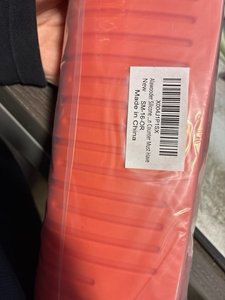 Condition photo showing New/Like New for Silicone Griddle Tools Mat for Blackstone - 16 Inch Food Grade Silicone Spatula Mat with Drip Pad, Thickened Side Shelf BBQ Grilling Gadgets Accessory for Outdoor Kitchen Counter Must Have Tool Mat - 16 Inch