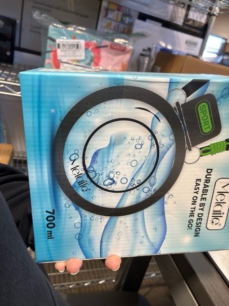 Condition photo showing New/Like New for Circular Sports Water Bottle – Green, 700ml, Leakproof with Long Strap (Pink)