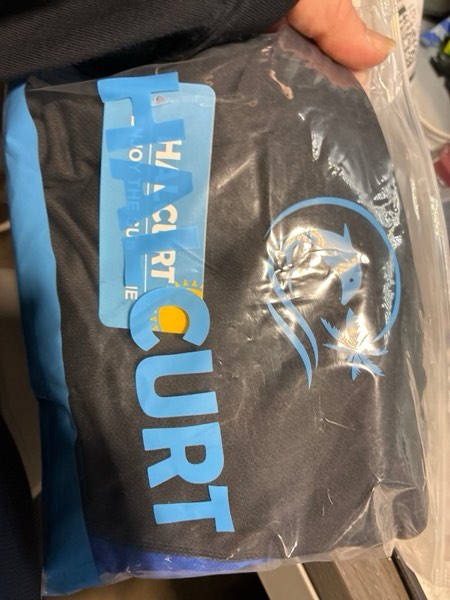 Condition photo showing New/Like New for (Size 1X) Halcurt Women's Plus Size Long Sleeve Rash Guard Swim Shirt with Built in Bra Lightweight UPF50+ Quick Dry Swimsuit Top Black Classic Blue