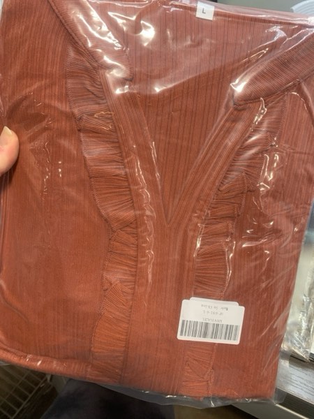 Condition photo showing New/Like New for (Large) Oppchy Women's Long Sleeve Tiered Dress V-Neck Ruffle Loose Casual Flowy Swing Fall Dresses Wedding Guest Dresses