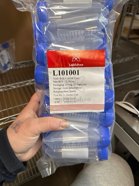 Condition photo showing New/Like New for 50mL Conical Centrifuge Tubes, [25 Items/1 Pack] Plastic Test Tube with Screw Caps, 50mL sterile Test Tubes with Lids, 50 mL Skirted Tubes with Printed Graduation and Write-on Spot 50ml,Conical,Sterile 25