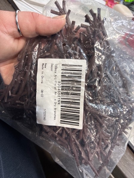 Condition photo showing New/Like New for Homoyoyo 100Pcs Mini Christmas Snowman Hand, Mini Twigs Deer Antlers Shaped Tree Branches Snowman Crafts Kit for Winter Xmas Ornaments