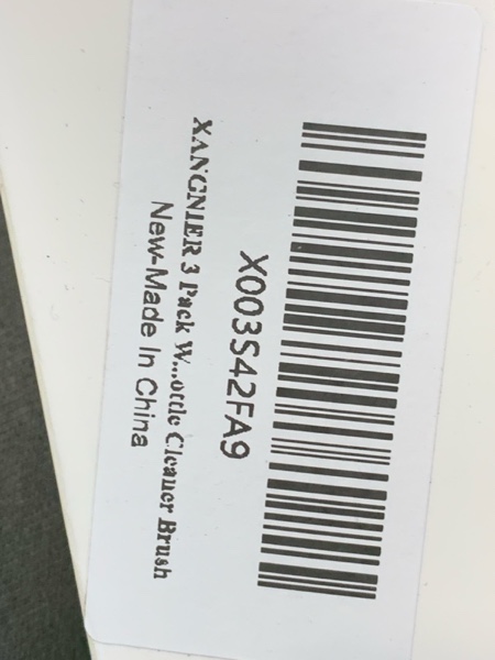 Condition photo showing New/Like New for XANGNIER 4 PCS Water Bottle Cleaner Brush Set for Stanley Tumbler 40 oz/30 oz/20 oz Cup,Multifunctional Bottle Brush and Long Silicone Straw Cleaner Brush,Cleaning Kit for Owala/Yeti Cup Accessories 4 pack