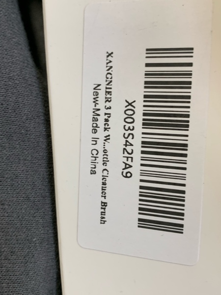 Condition photo showing New/Like New for XANGNIER 4 PCS Water Bottle Cleaner Brush Set for Stanley Tumbler 40 oz/30 oz/20 oz Cup,Multifunctional Bottle Brush and Long Silicone Straw Cleaner Brush,Cleaning Kit for Owala/Yeti Cup Accessories 4 pack