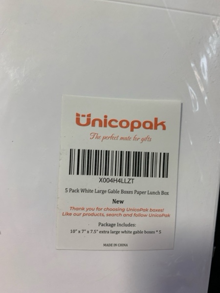 Condition photo showing New/Like New for UnicoPak 5 Pack 10x7x7.5 Extra Large Gable Boxes White Handled Lunch Boxes To Go for Birthday Wedding Party Favors Picnic Welcome