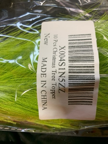 Condition photo showing New/Like New for 10 Pcs Lime Green Artificial Branches for Christmas Decorations, 16'' Faux Greenery Stems Fake Picks for Vase DIY Crafts Garland Wreath Christmas Indoor Decor