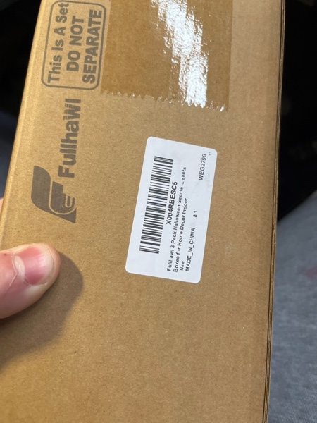 Condition photo showing New/Like New for 3 Pack Christmas Scented Candles Gifts Christmas Spooky Skull Crow Spider Candles Set with Presents Boxes for Home Decor Indoor Multicolor 3