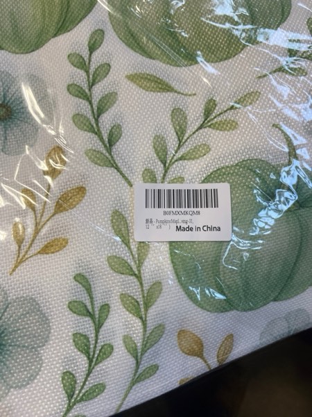 Condition photo showing New/Like New for Pumpkins Maple Leaves Fall Placemats Set of 4, 12x18 Inch Seasonal Autumn Thanksgiving Table Mats for Party Kitchen Dining Decoration (Thanksgiving-11, 12‘’x18‘’) Thanksgiving-11 12‘’x18‘’
