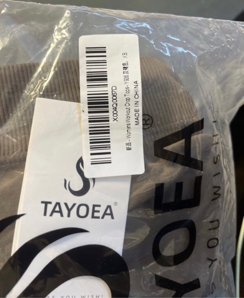 Condition photo showing New/Like New for TAYOEA Crop Tops Workout for Women Yoga Short Sleeve Shirts Seamless V-Neck Gym T Shirts with Built in Pads