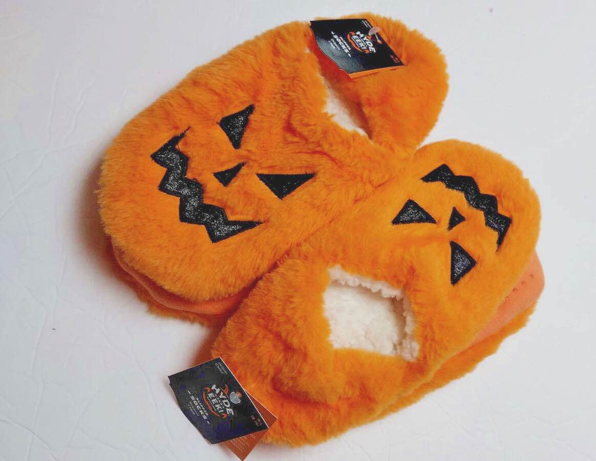 Women's Pumpkin Glitter Embroidered Halloween Pull-On Slipper Socks