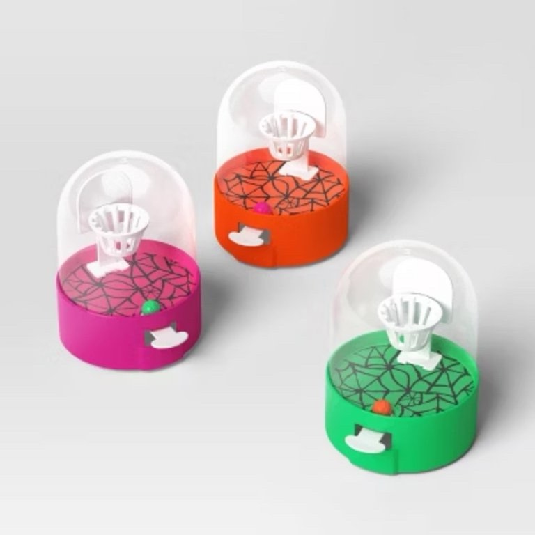 Condition photo showing New/Like New for 6ct Mini Basketball Toy Party Favors - Hyde and EEK! Boutique™