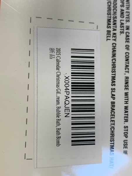 Condition photo showing New/Like New for 2025 Beauty Advent Calendar Christmas Gifts for Women with Hand Cream, Bubble Bath, Bath Bomb Spa Gifts for Daughter Girls New Year Advent Calendar for Beauty Red