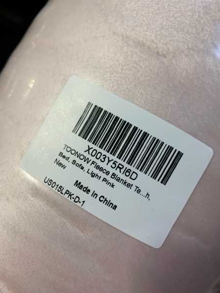 Condition photo showing New/Like New for TOONOW Fleece Bed Blanket King Size 90x108 inches, Super Soft Fluffy Fuzzy Plush Blanket Geometric Pattern Cozy Microfiber Flannel Blankets for Couch, Bed, Sofa, Light Pink Light Pink King-90" x108"