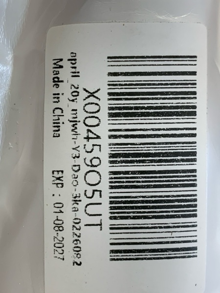 Condition photo showing New/Like New for Generic Wooden Eyeliner Pencil, Waterproof Long Lasting Makeup Eye Liner, Easy Application, [5-in-1]Eyeliner *1; Eyebrow Razor *1; Eyebrow Stencil *3, Black #-0226082