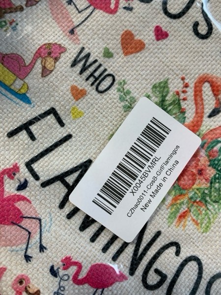 Condition photo showing New/Like New for Flamingo Gifts Animal Lovers Gift for Women Cute Flamingo Stuff Cosmetic Bag Nurse Thanksgiving Graduation Christmas Birthday Makeup Bag Funny Friendship Gifts for Friend Teen Girls Sister Daughter