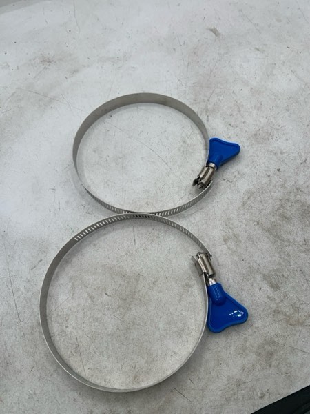 Condition photo showing New/Like New for ISPINNER 2pcs 5 Inch Key-Type 304 Stainless Steel Worm Gear Hose Clamps, Adjustable Size Range 105-127mm Clamps for Dryer Vent, Dust Collector and Automotive
