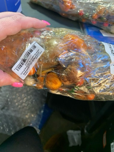 Condition photo showing New/Like New for 8Pcs Fall Artificial Flowers Pumpkin Picks Decor - Berry Stems with Maple Leaves for Autumn Thanksgiving Home Vase Table Centerpiece Decoration