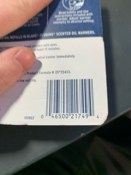 Condition photo showing New/Like New for Glade PlugIns Refills Air Freshener, Scented and Essential Oils for Home and Bathroom, Hawaiian Breeze, 1.34 Fl Oz, 2 Count