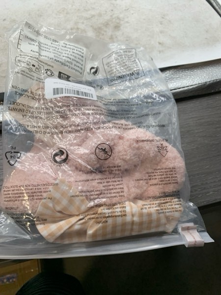 Condition photo showing New/Like New for B2M GOODS Bear Ear Wash Face Headband, Soft Fluffy Makeup Hair Band for Women Girls, Cute Elastic Spa Hair Wrap for Bath, Shower, Skincare, and Beauty Routine (pink)