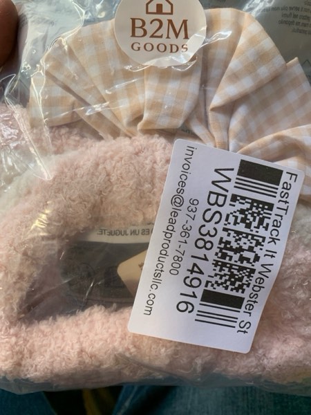 Condition photo showing New/Like New for B2M GOODS Bear Ear Wash Face Headband, Soft Fluffy Makeup Hair Band for Women Girls, Cute Elastic Spa Hair Wrap for Bath, Shower, Skincare, and Beauty Routine (pink)