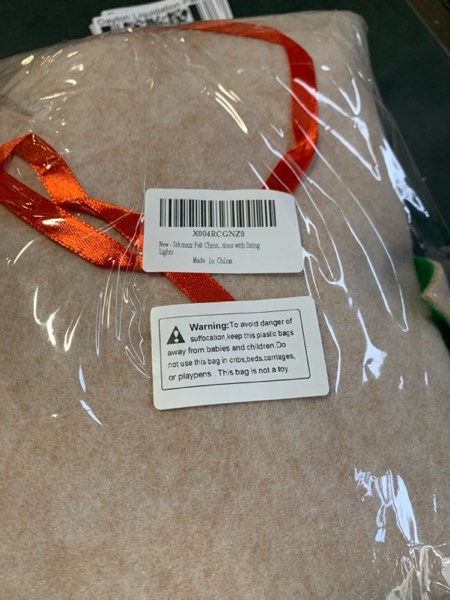 Condition photo showing New/Like New for Srkmxzr Felt Christmas Tree for Toddlers, Felt Christmas Tree with Lights 28x40.9 Inch, 38Pcs DIY 3D Wall Hanging Christmas Trees for Toddler Baby Kid Child, Felt Craft Kits for Xmas Party Decor Gift Style 3-28x40.9 Inch