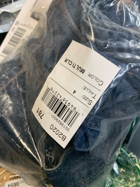 Condition photo showing New/Like New for The Children's Place Boys Bootcut Jeans - size 4