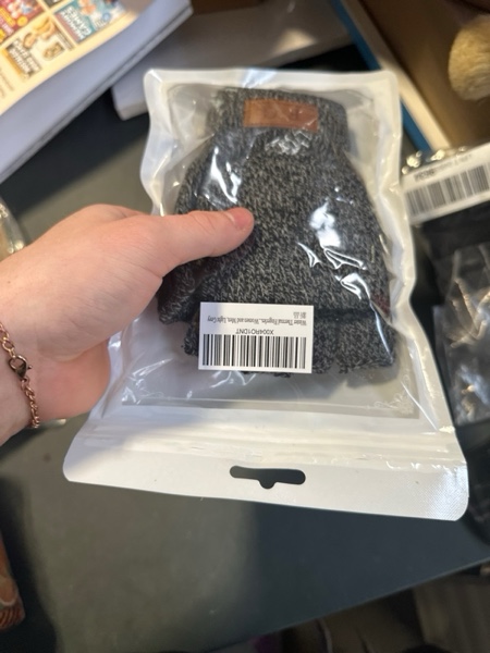 Condition photo showing New/Like New for Winter Thermal Fingerless Gloves Mittens, Knitted Convertible Mittens Flap, Warm Gloves for Women and Men Medium Light Grey