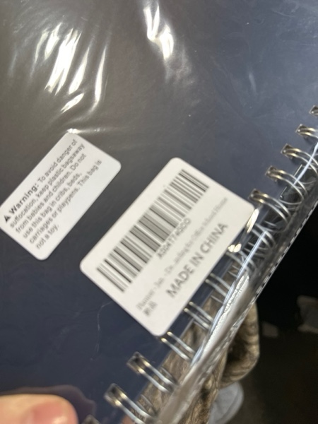 Condition photo showing New/Like New for GuassLee Large 2026 Planner, Weekly and Monthly Planner from January 2026-December 2026, 8.5"x 11" Calendar Agenda Book with Back Pocket, Stickers for Home Office School Supply, Navy Blue White Black (8.5"×11")A4