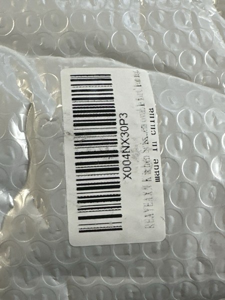 Condition photo showing New/Like New for 9''Heavy-Duty Kitchen Scissors,Food Grade Stainless Steel Kitchen Shears for Meat, Vegetables, and Fruit Peeling, Easy to Clean with Magnetic Sleeve