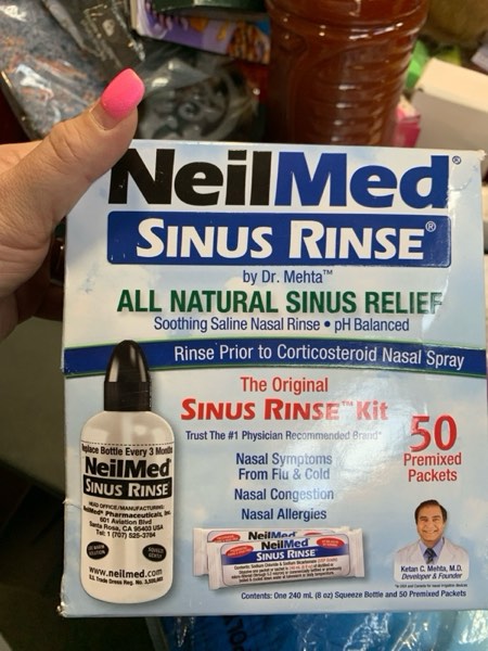 Condition photo showing New/Like New for NeilMed Sinus Rinse - A Complete Sinus Nasal Rinse Kit, 50 count (Pack of 1) Count may vary