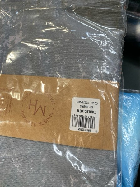 Condition photo showing New/Like New for Maison d' Hermine Table Cloth Round Table 100% Cotton 63 Inches Fall Tablecloth Reusable Everyday Use for Thanksgiving Christmas Decorations Dining Farmhouse Party (Imperfection)