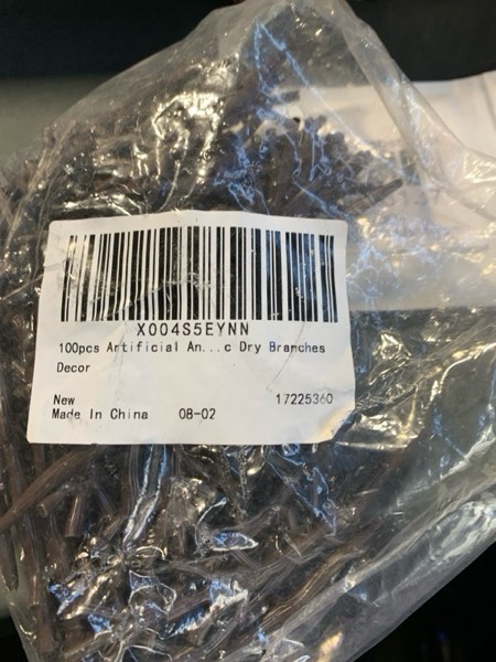 Condition photo showing New/Like New for Homoyoyo 100Pcs Mini Christmas Snowman Hand, Mini Twigs Deer Antlers Shaped Tree Branches Snowman Crafts Kit for Winter Xmas Ornaments