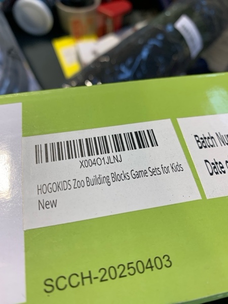 Condition photo showing New/Like New for HOGOKIDS 23 Animals Valentines Party Favors for Kids Building Set - 2-in-1 Zoo Scene Board Game with Play Mat, 2 Dice, 4 Animal Cars, Valentines Classroom School Gifts for Kids Boys Girls 6+ Years Old