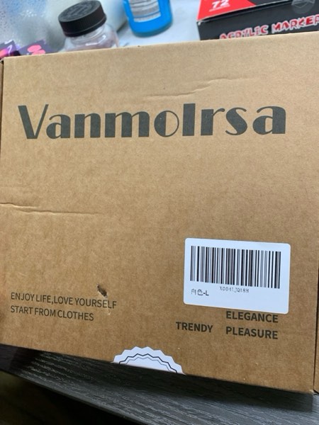 Condition photo showing New/Like New for (Large) Women's Open Back Workout Tops - Sleeveless Yoga Tank Tops for Women, Moisture-Wicking Athletic Shirts for Running White Large